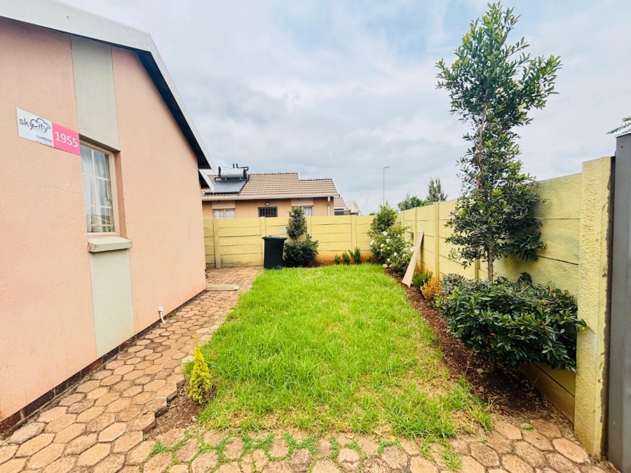 2 Bedroom Property for Sale in Sky City Gauteng