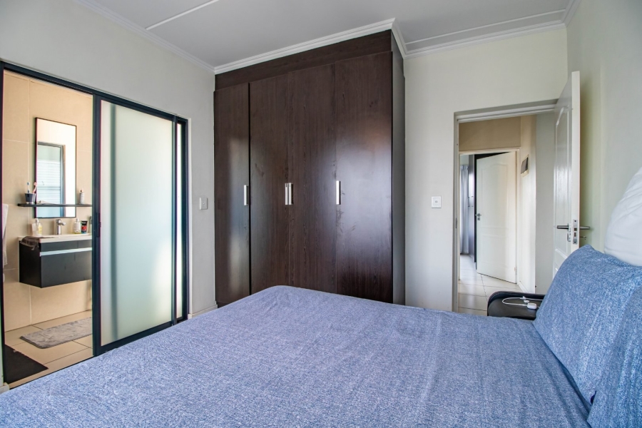 2 Bedroom Property for Sale in Greenstone Ridge Gauteng