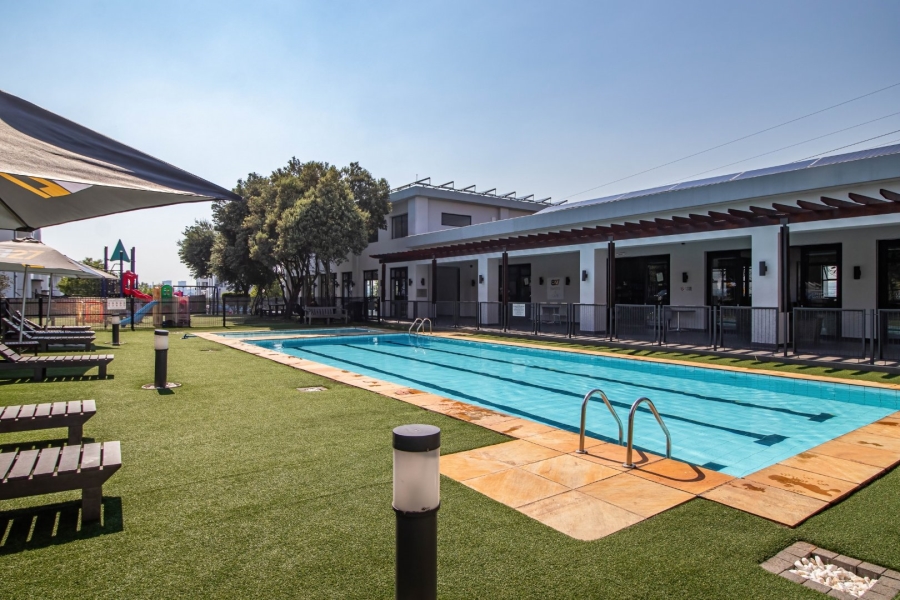 2 Bedroom Property for Sale in Greenstone Ridge Gauteng