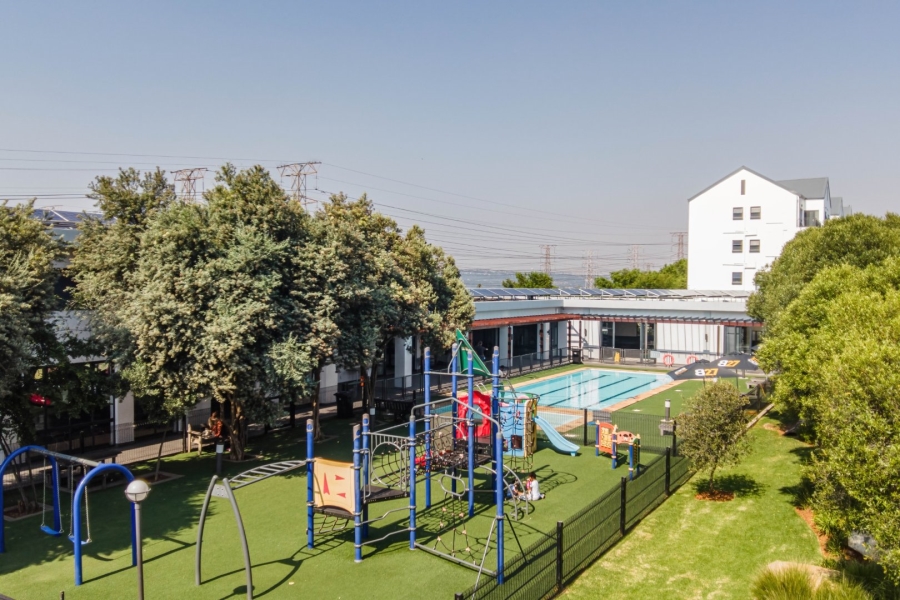 2 Bedroom Property for Sale in Greenstone Ridge Gauteng