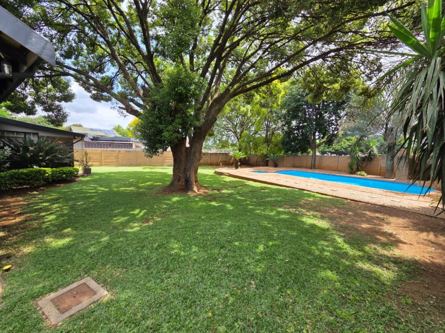 3 Bedroom Property for Sale in Sinoville Gauteng