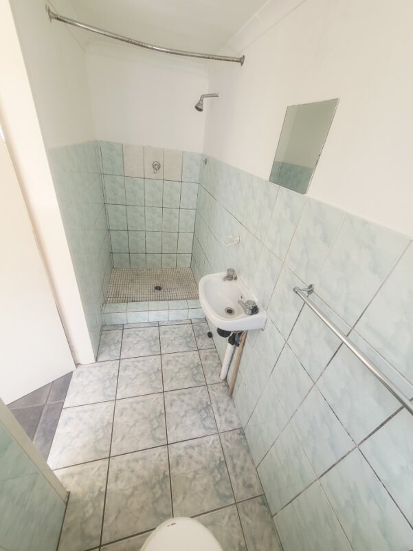 To Let  Bedroom Property for Rent in Orange Grove Gauteng