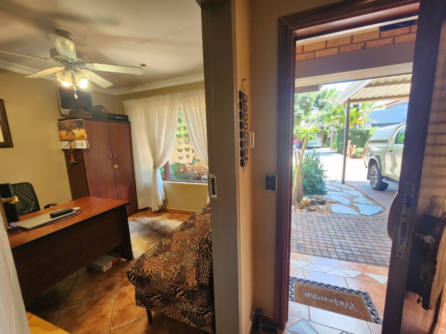 3 Bedroom Property for Sale in Green Acres Estate Gauteng