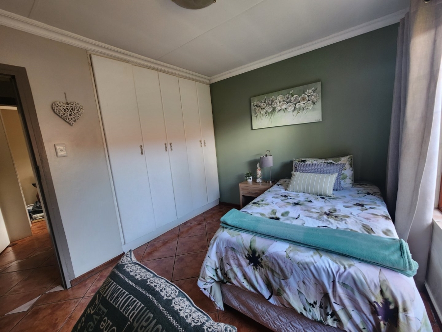 3 Bedroom Property for Sale in Green Acres Estate Gauteng