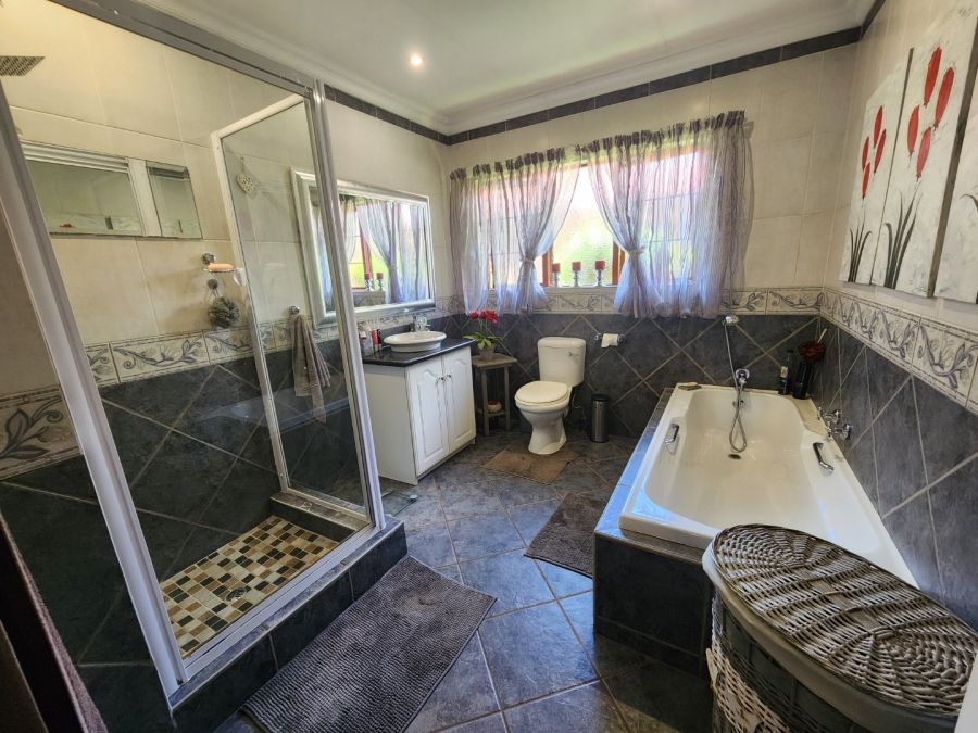 3 Bedroom Property for Sale in Green Acres Estate Gauteng