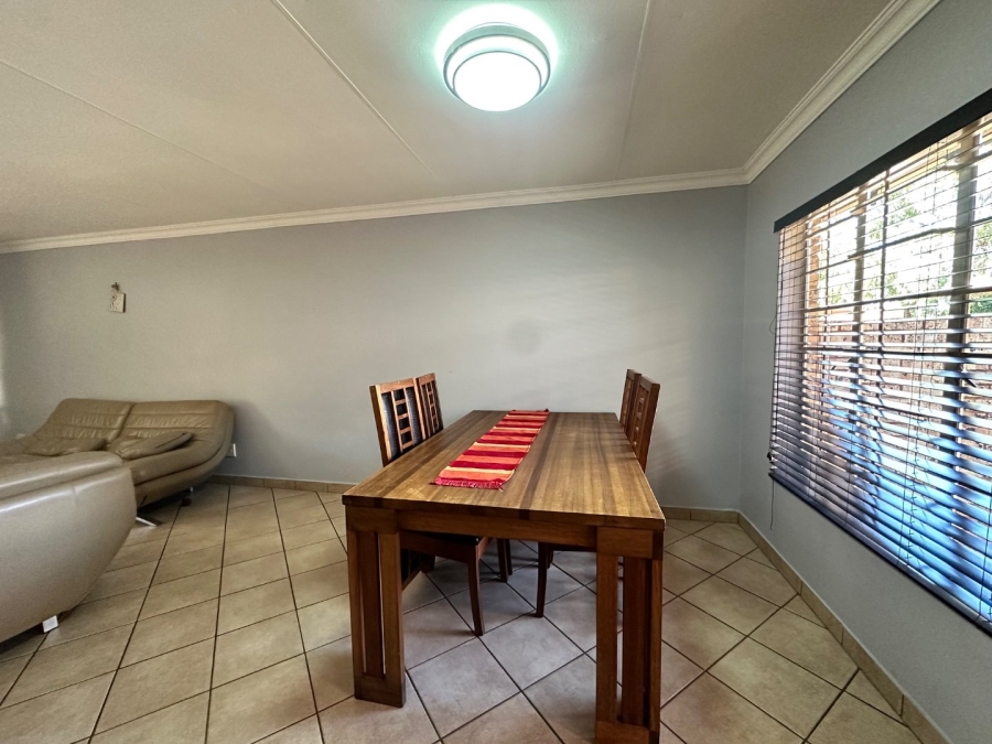 3 Bedroom Property for Sale in Sinoville Gauteng
