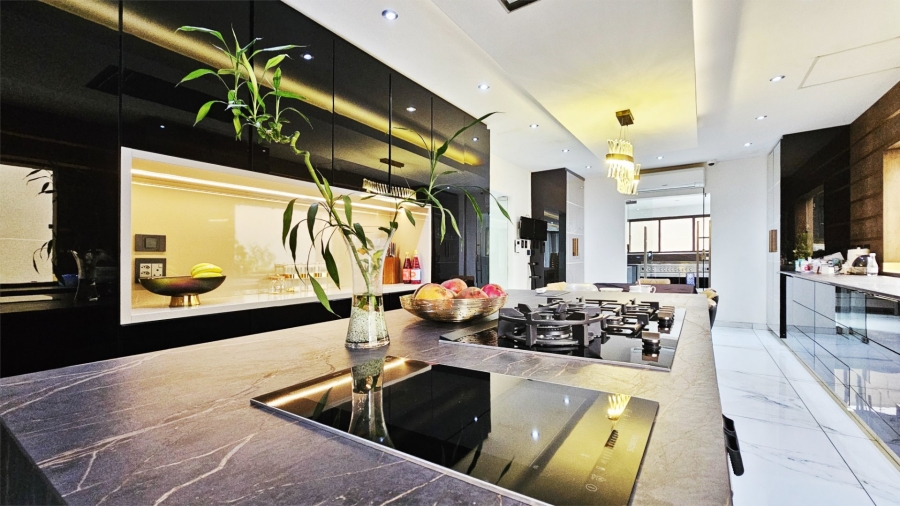 6 Bedroom Property for Sale in Three Rivers East Gauteng