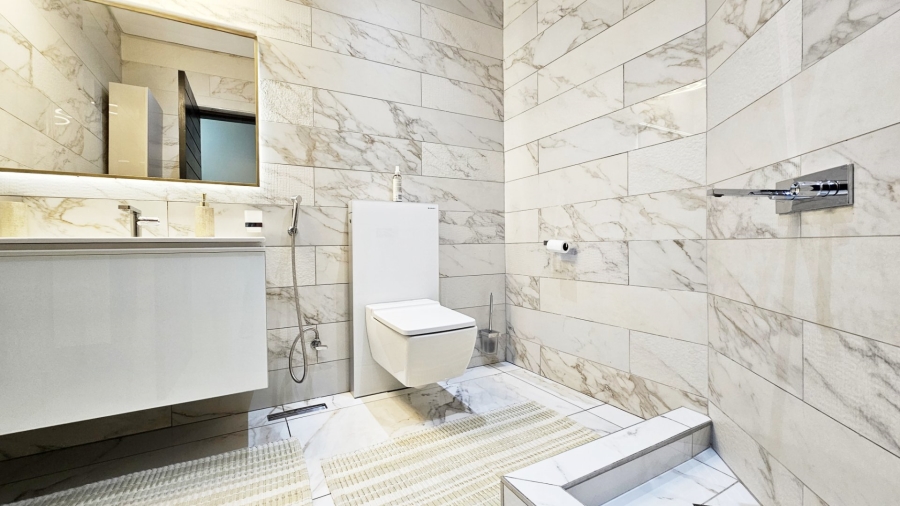 6 Bedroom Property for Sale in Three Rivers East Gauteng