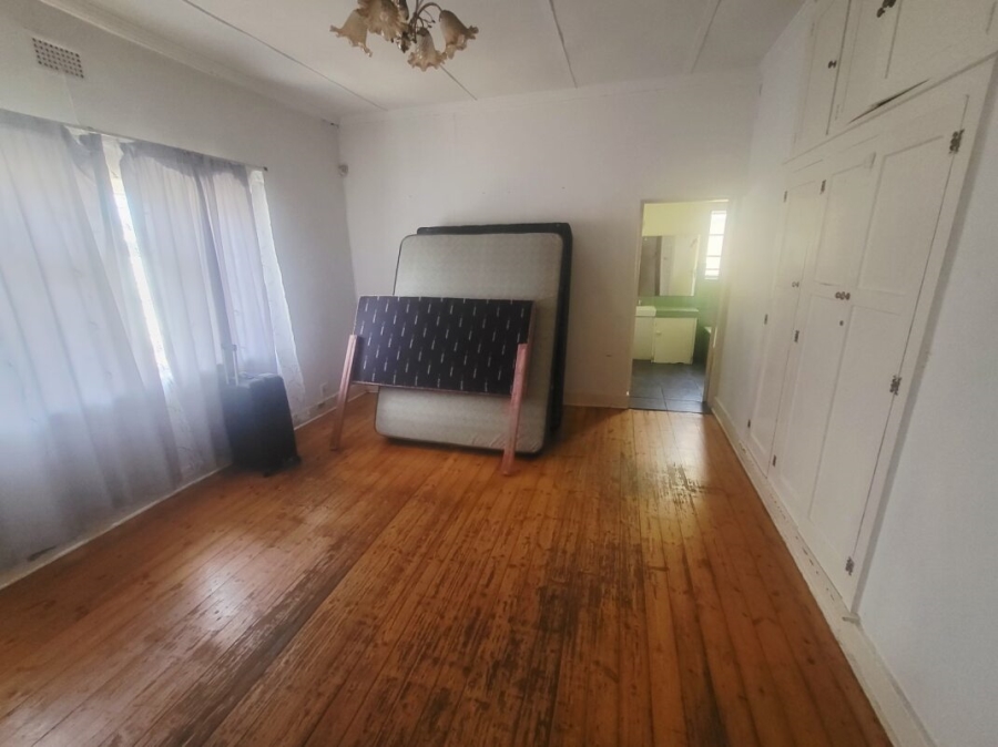 To Let  Bedroom Property for Rent in Orange Grove Gauteng