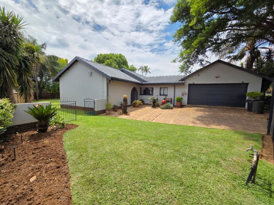 3 Bedroom Property for Sale in Sinoville Gauteng