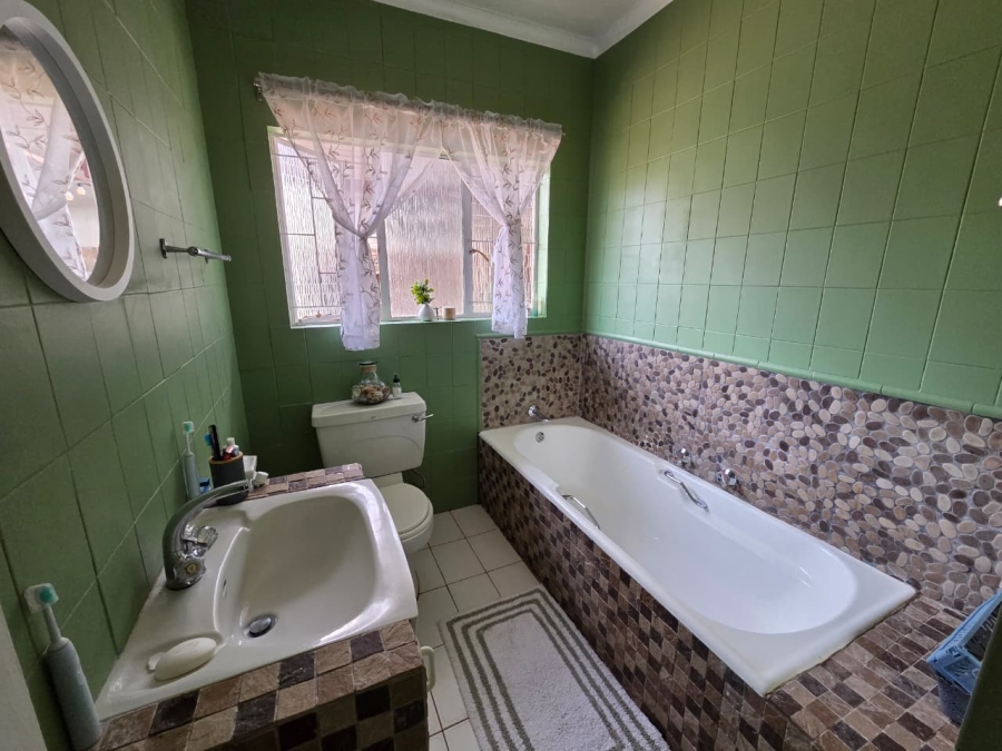 3 Bedroom Property for Sale in Sinoville Gauteng