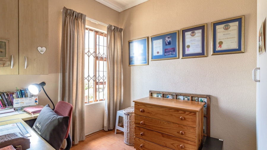 3 Bedroom Property for Sale in Rangeview Gauteng