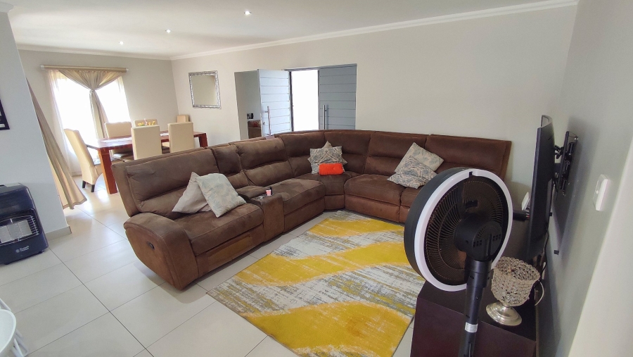 3 Bedroom Property for Sale in Celtisdal Gauteng