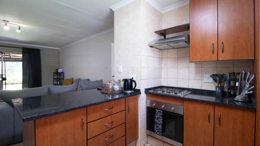 2 Bedroom Property for Sale in Bonaero Park Gauteng