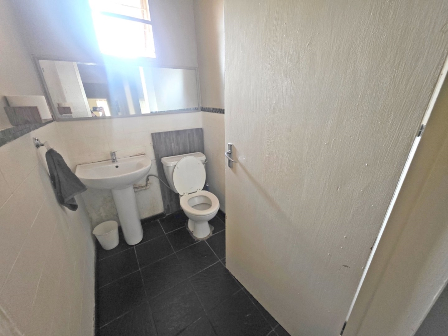 Commercial Property for Sale in Sonland Park Gauteng