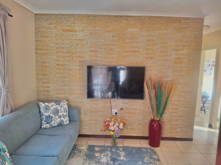 3 Bedroom Property for Sale in Soshanguve East Ext 4 Gauteng