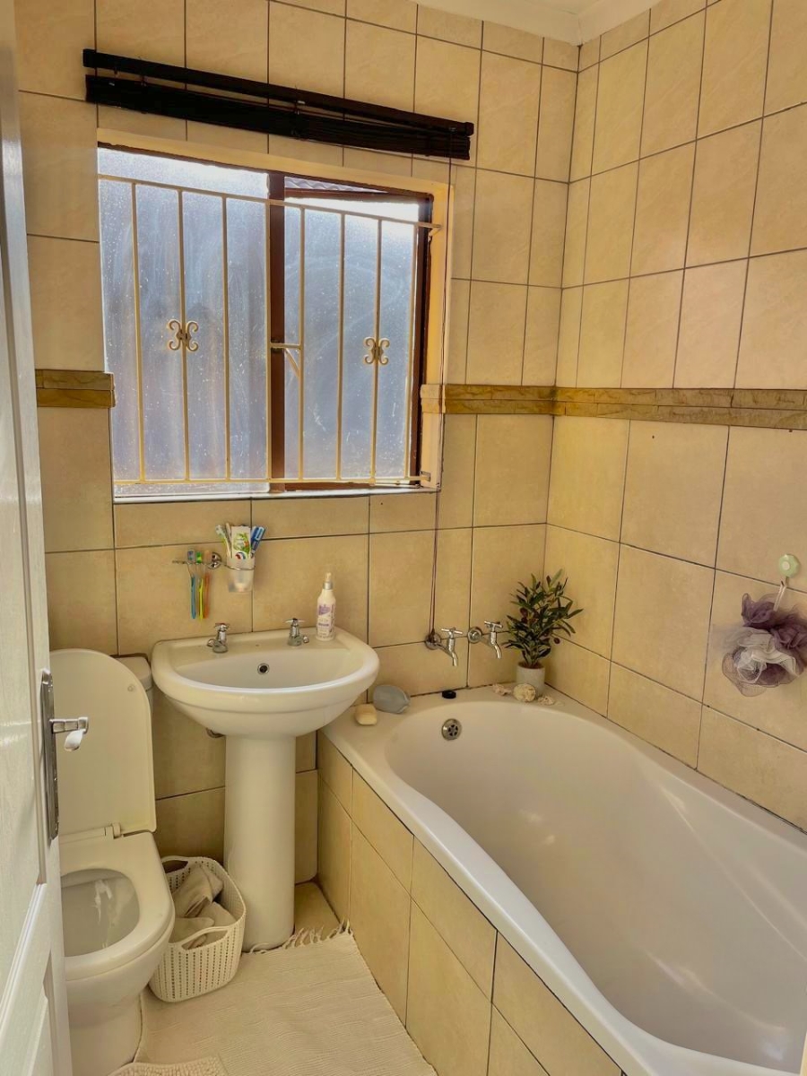 3 Bedroom Property for Sale in Soshanguve East Ext 4 Gauteng