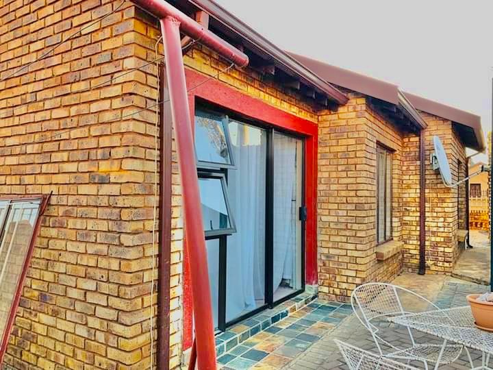 3 Bedroom Property for Sale in Soshanguve East Ext 4 Gauteng