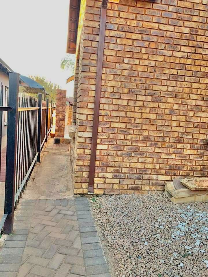 3 Bedroom Property for Sale in Soshanguve East Ext 4 Gauteng