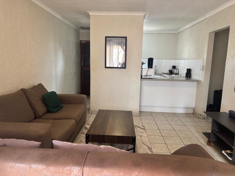 1 Bedroom Property for Sale in Meredale Gauteng