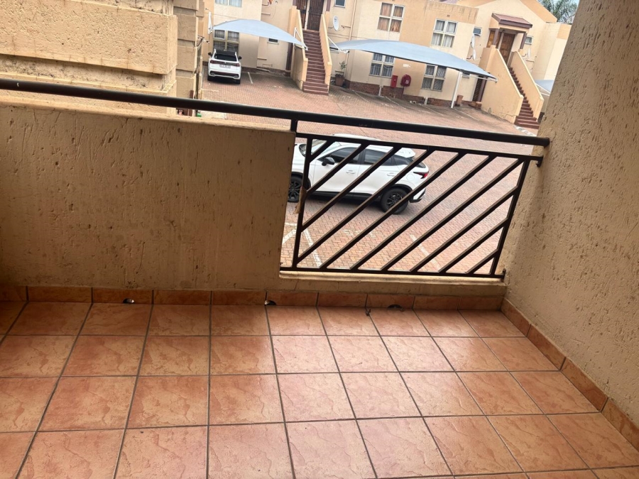 1 Bedroom Property for Sale in Meredale Gauteng