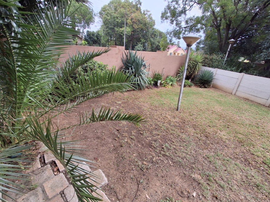 4 Bedroom Property for Sale in Rensburg Gauteng