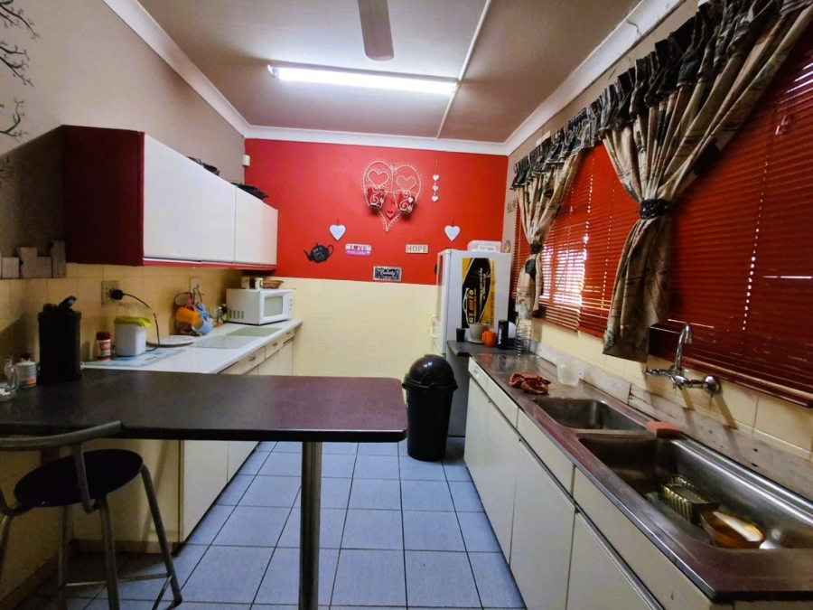 4 Bedroom Property for Sale in Rensburg Gauteng