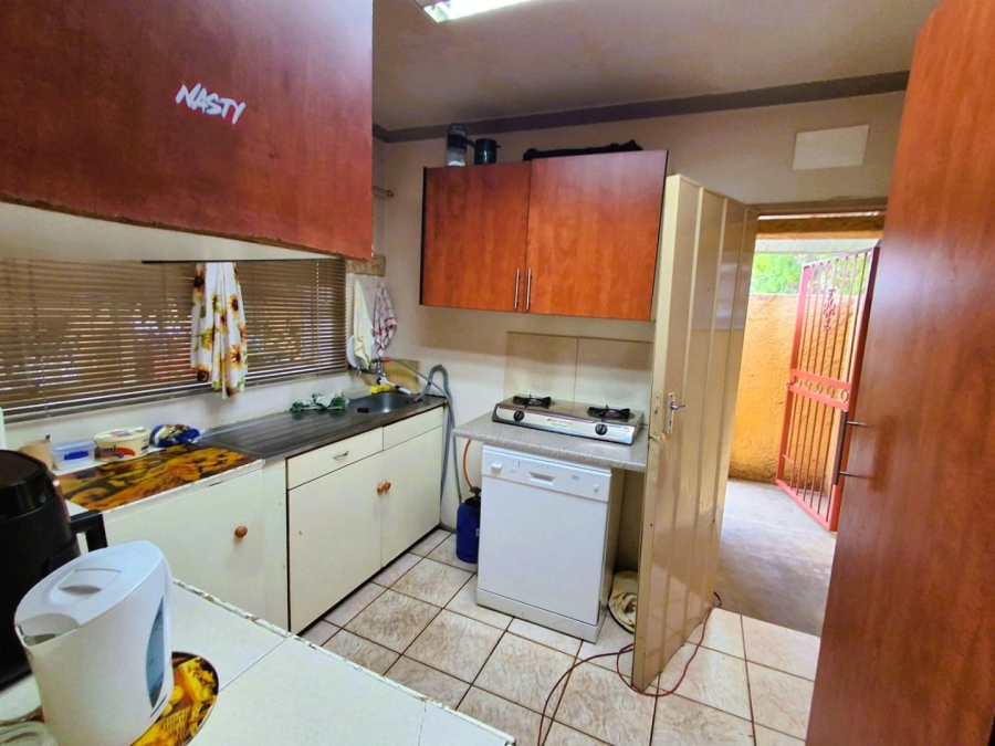 4 Bedroom Property for Sale in Rensburg Gauteng