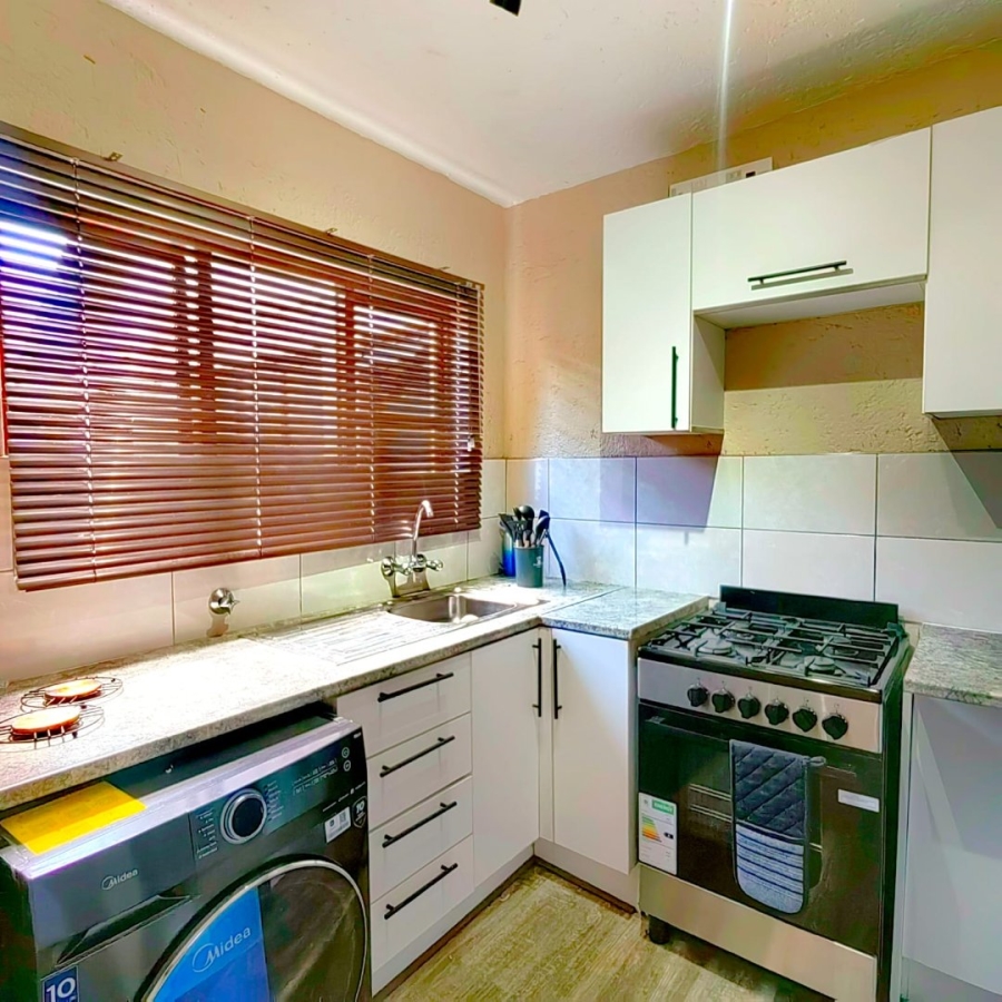  Bedroom Property for Sale in Westdene Gauteng