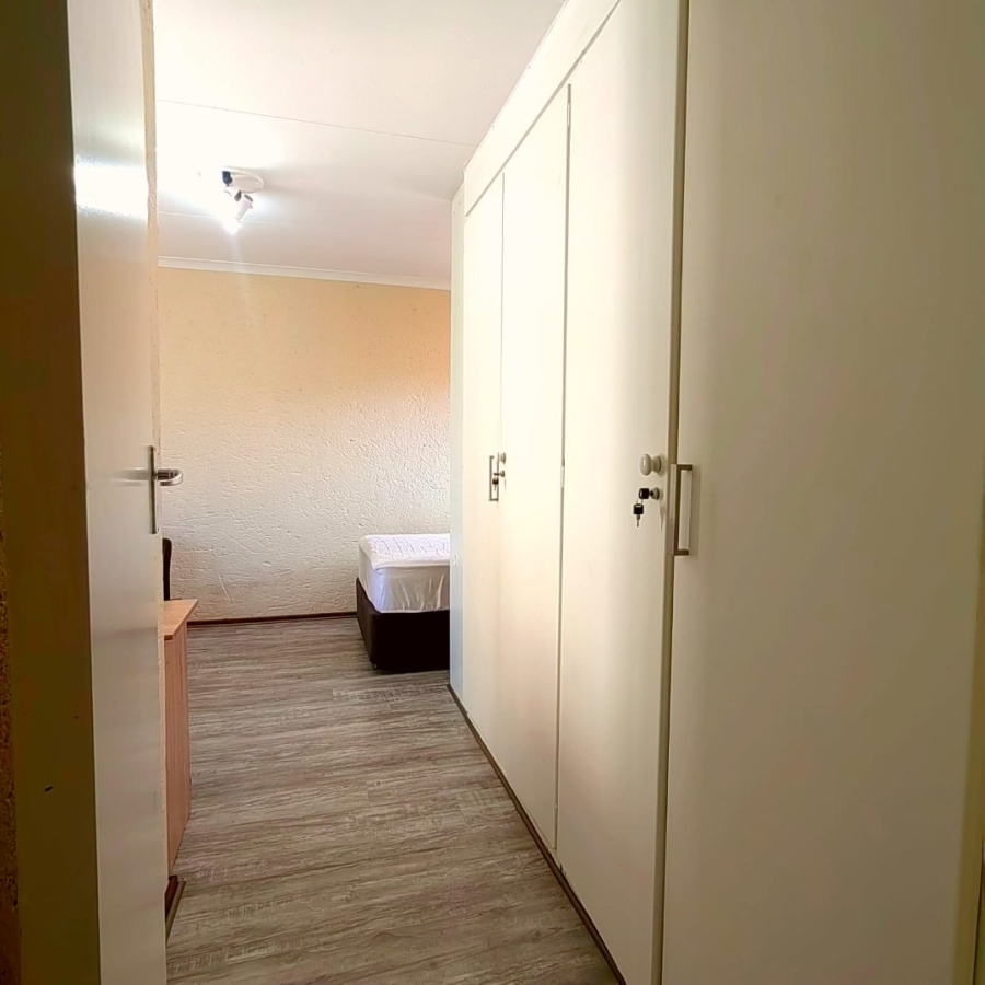  Bedroom Property for Sale in Westdene Gauteng