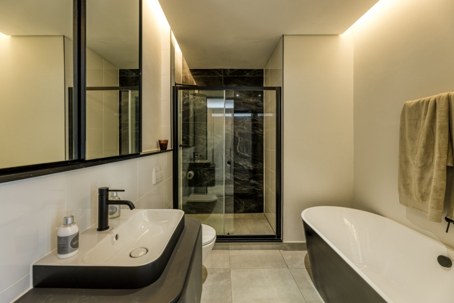 3 Bedroom Property for Sale in Waterfall Gauteng