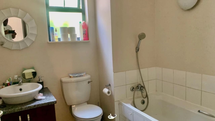 2 Bedroom Property for Sale in Eveleigh Gauteng