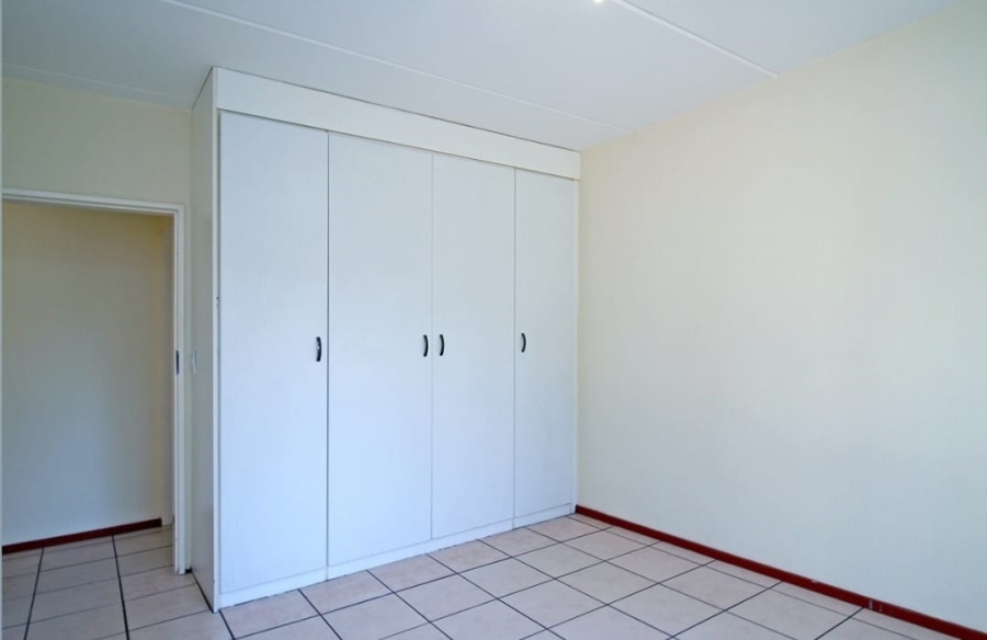 2 Bedroom Property for Sale in Comet Gauteng