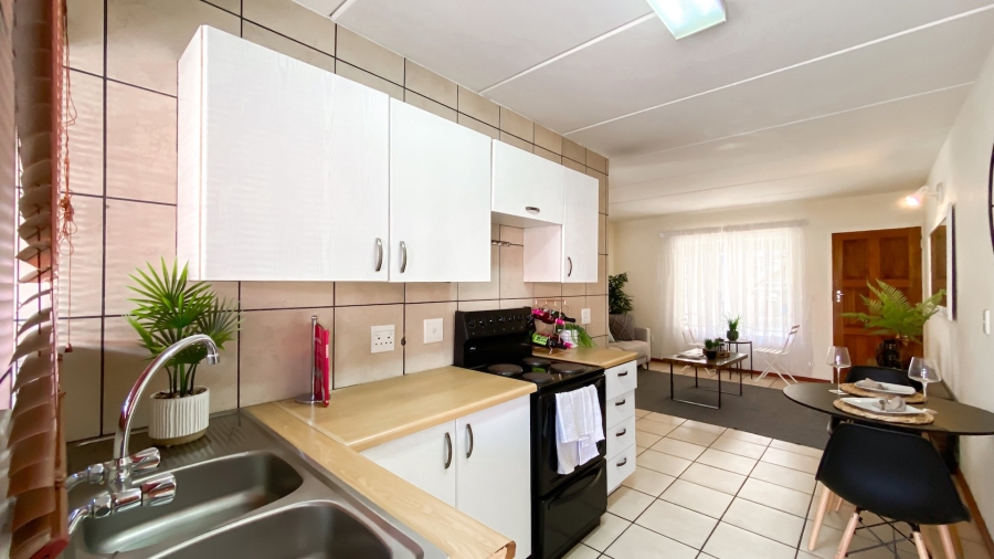 2 Bedroom Property for Sale in Comet Gauteng