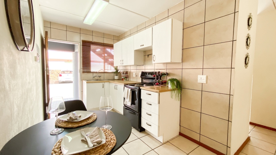 2 Bedroom Property for Sale in Comet Gauteng