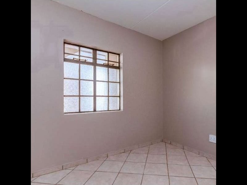 2 Bedroom Property for Sale in Jabulani Gauteng