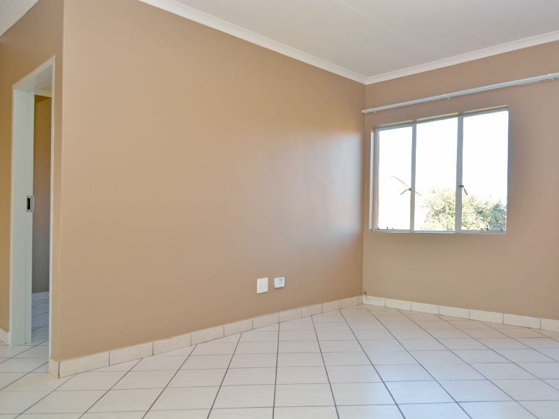2 Bedroom Property for Sale in Protea Glen Gauteng