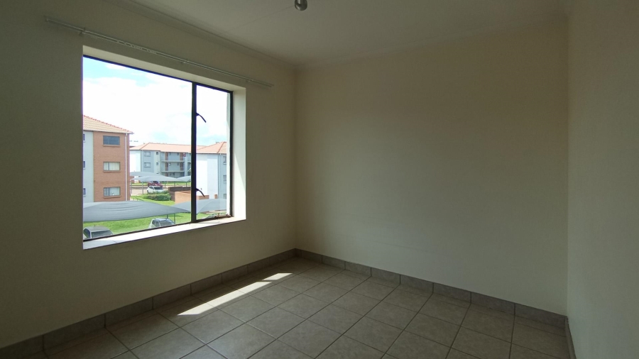 2 Bedroom Property for Sale in Noordwyk Gauteng
