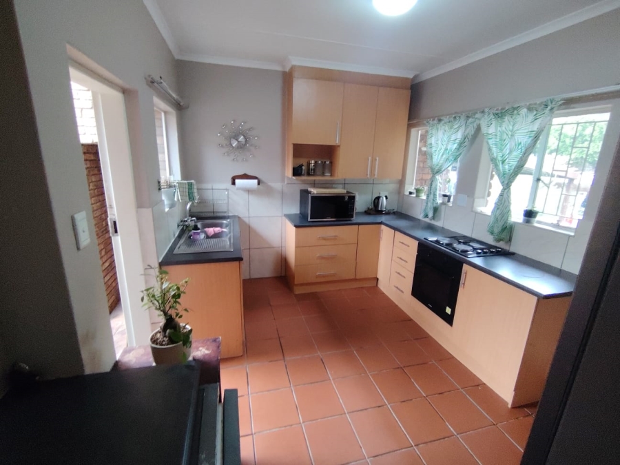To Let 3 Bedroom Property for Rent in Hennopspark Gauteng