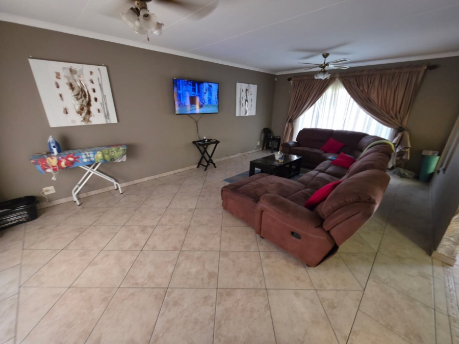 3 Bedroom Property for Sale in Sinoville Gauteng