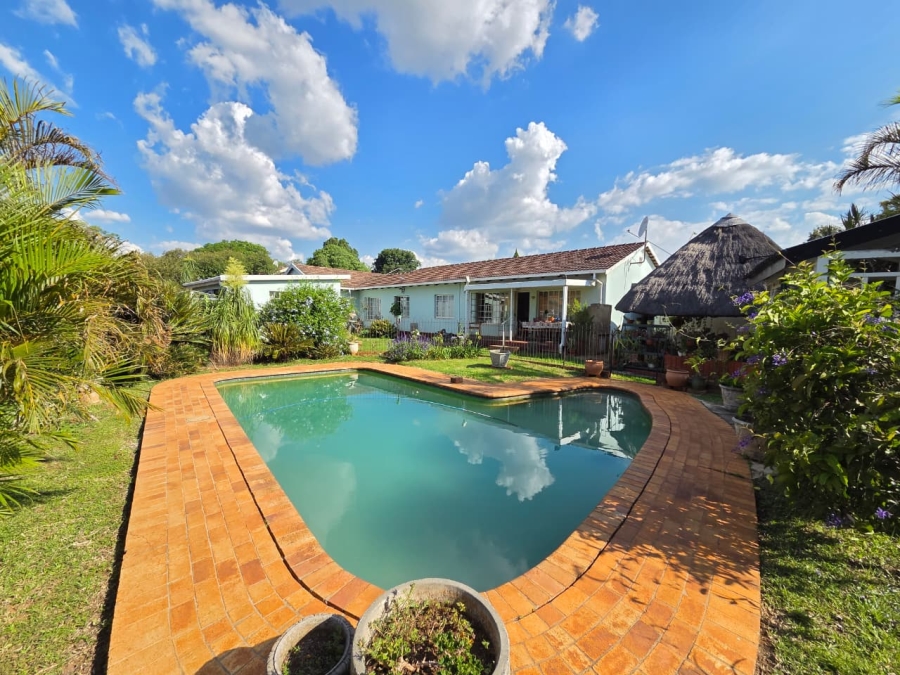 4 Bedroom Property for Sale in Sinoville Gauteng