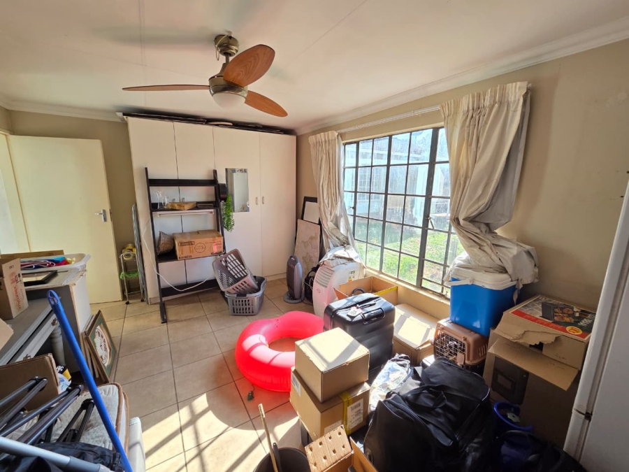 4 Bedroom Property for Sale in Sinoville Gauteng