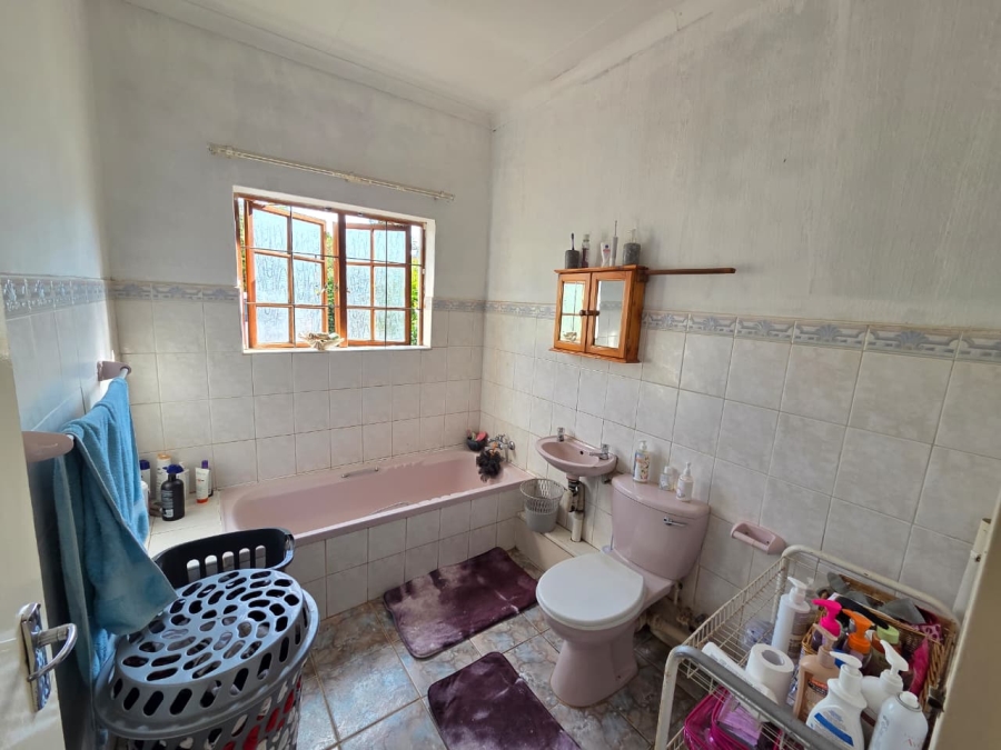 4 Bedroom Property for Sale in Sinoville Gauteng