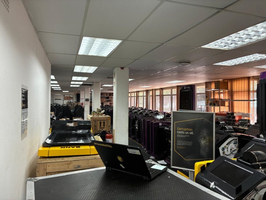 To Let commercial Property for Rent in Eastgate Gauteng