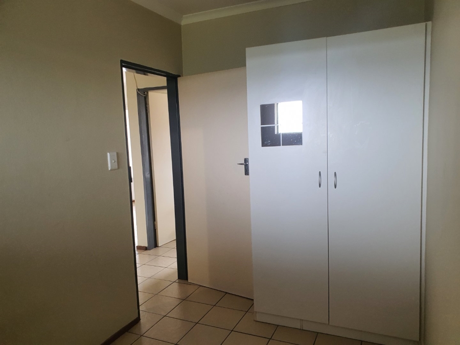 2 Bedroom Property for Sale in Amberfield Gauteng