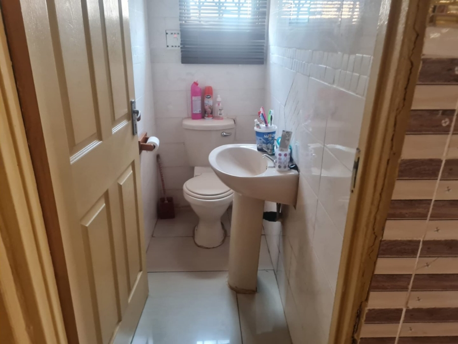 To Let 3 Bedroom Property for Rent in Glen Ridge Gauteng