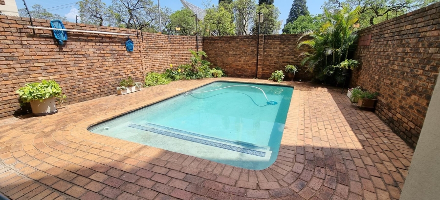 2 Bedroom Property for Sale in Villieria Gauteng