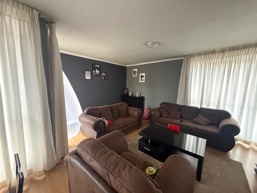 2 Bedroom Property for Sale in Villieria Gauteng