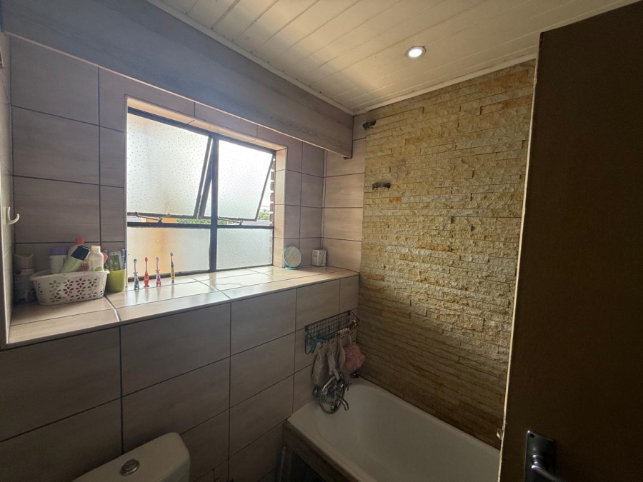 2 Bedroom Property for Sale in Villieria Gauteng