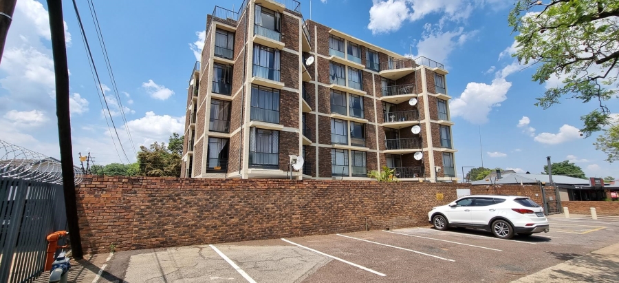 2 Bedroom Property for Sale in Villieria Gauteng